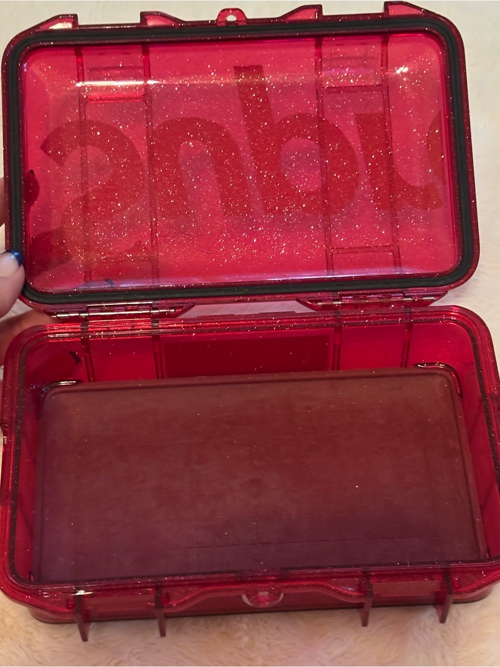 Supreme Glitter Red Pelican M50 Micro Case - Picture 3 of 10